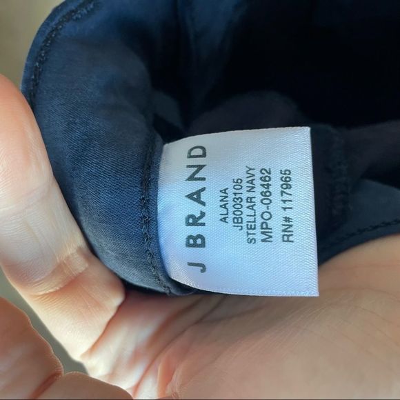 J BRAND ALANA HIGH RISE coated jeans - Picture 16 of 16